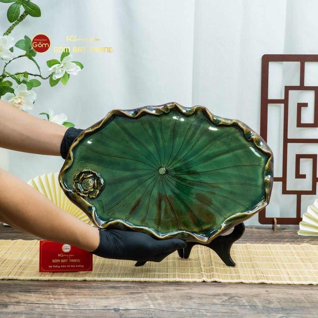 Khay Trà Sen Bầu Dục Xanh Lục