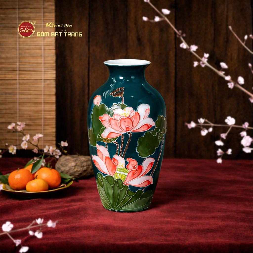 Lọ Hoa Men Màu Đắp Nổi Hoa Sen