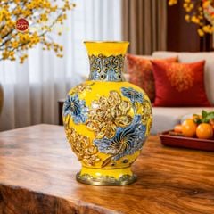 Lọ Hoa Men Vàng Hoa Sen Đắp Nổi Vẽ Vàng