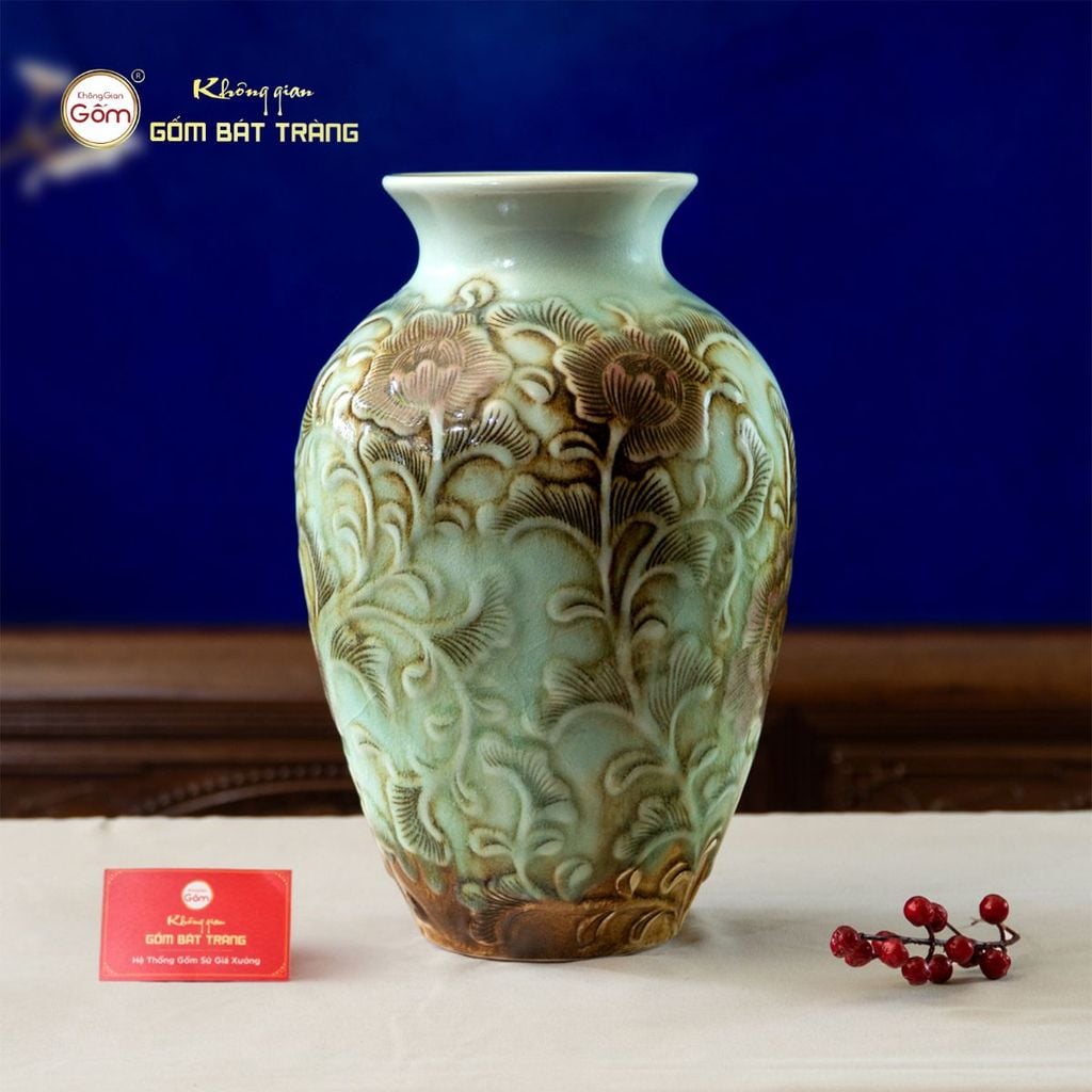 Lọ Hoa Phù Dung Cô Gái