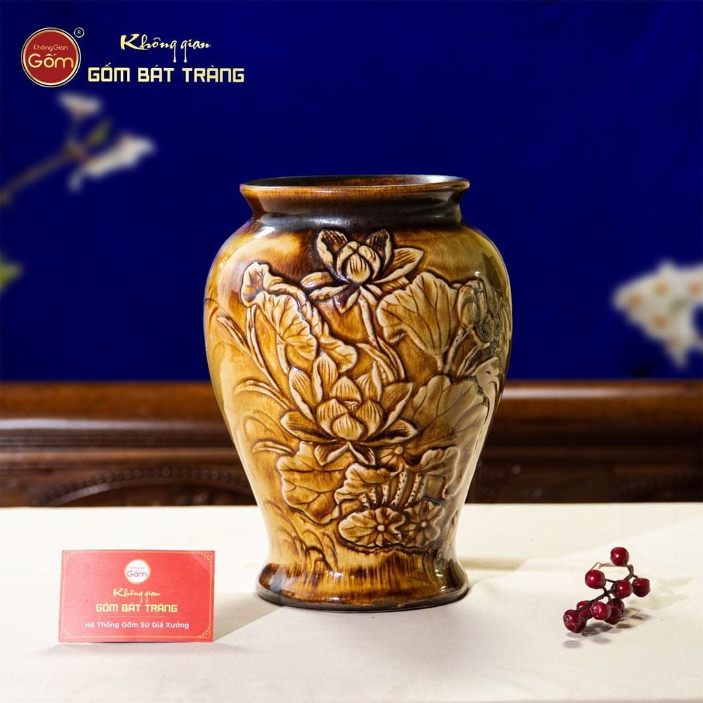 Lọ Hoa Vuốt Tay