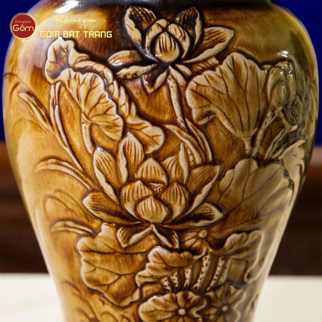 Lọ Hoa Vuốt Tay
