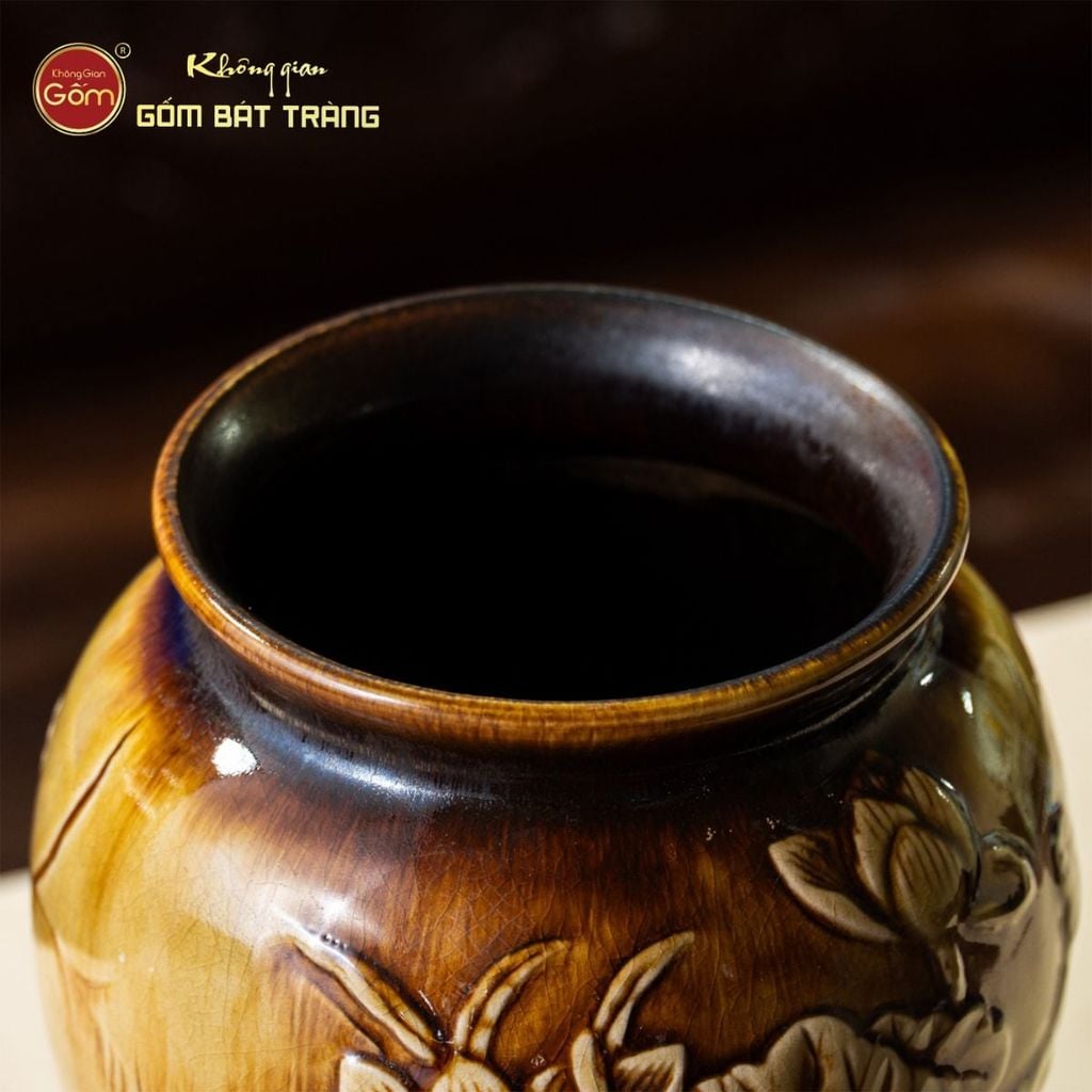 Lọ Hoa Vuốt Tay