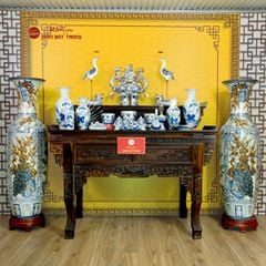 Lộc Bình 1M4 Men Rạn Đắp Nổi Tứ Cảnh