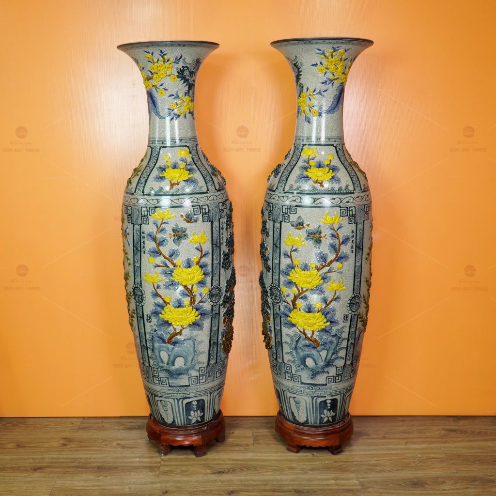 Lộc Bình Men Rạn Tứ Cảnh Hoa Vàng Đắp Nổi