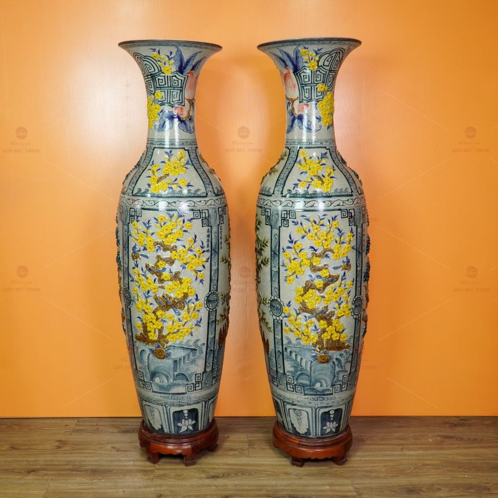 Lộc Bình Men Rạn Tứ Cảnh Hoa Vàng Đắp Nổi