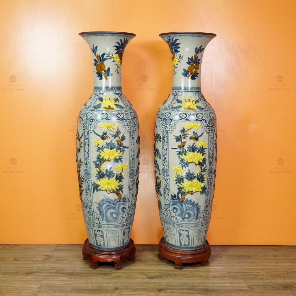 Lộc Bình 1M4 Men Rạn Tứ Quý Hoa Vàng Đắp Nổi