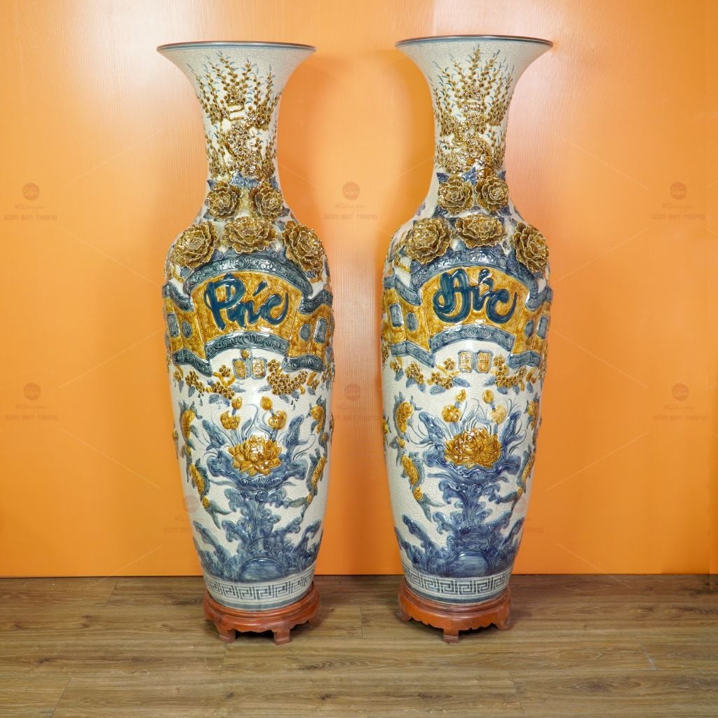 Lộc Bình Men Rạn Phúc Đức Hoa Sen Đắp Nổi