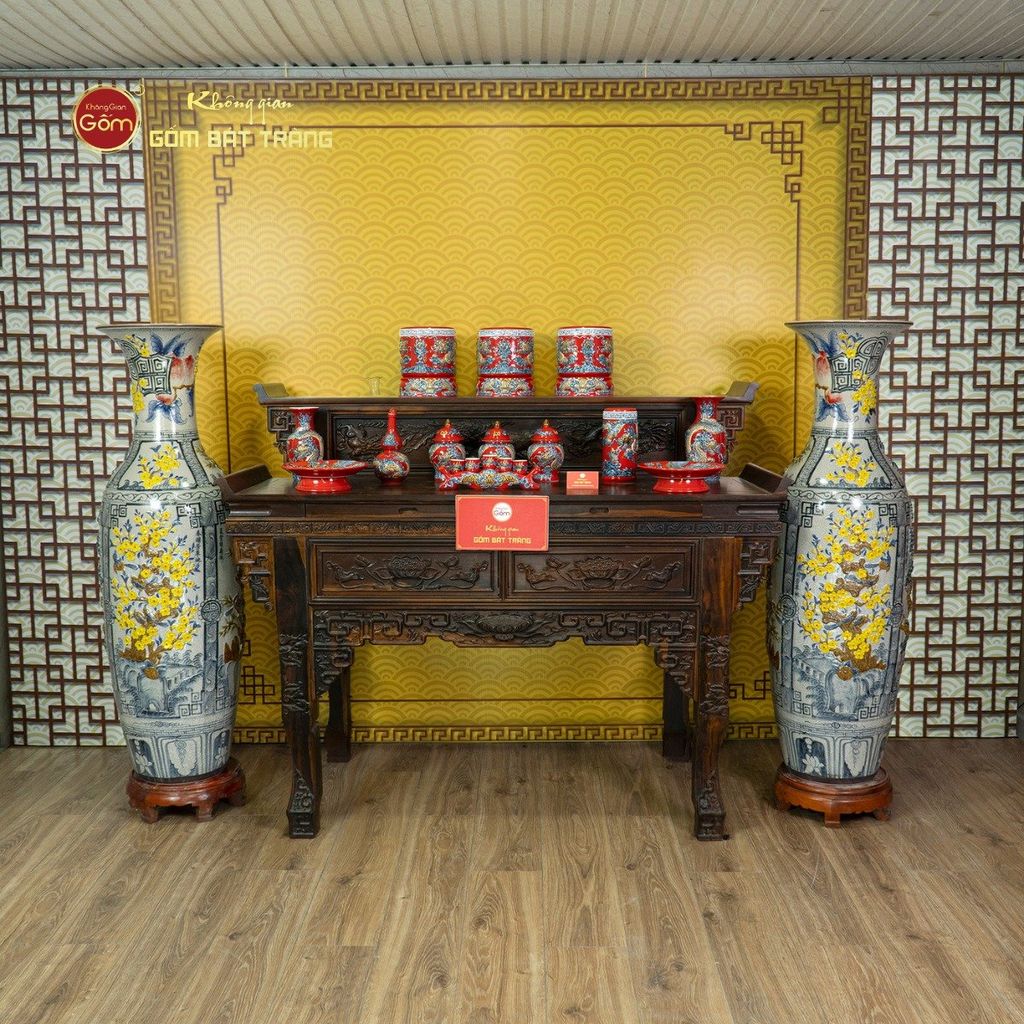 Lộc Bình Men Rạn Tứ Cảnh Hoa Vàng Đắp Nổi