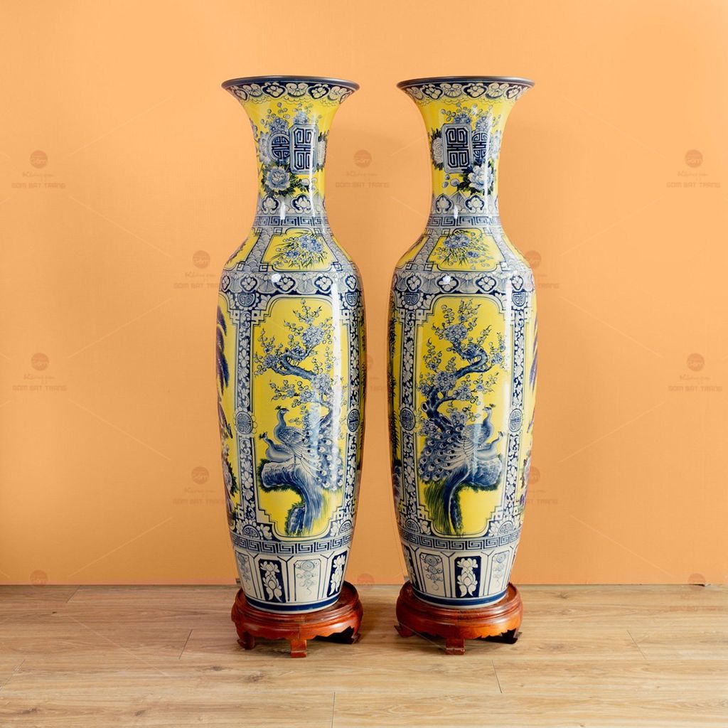 Lộc Bình 1M4 Men Vàng Vẽ Tứ Cảnh