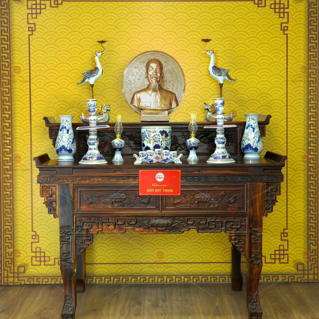 [Set Cơ Bản] Bộ Đồ Thờ Bác Hồ Men Lam Vẽ Vàng (10 món)