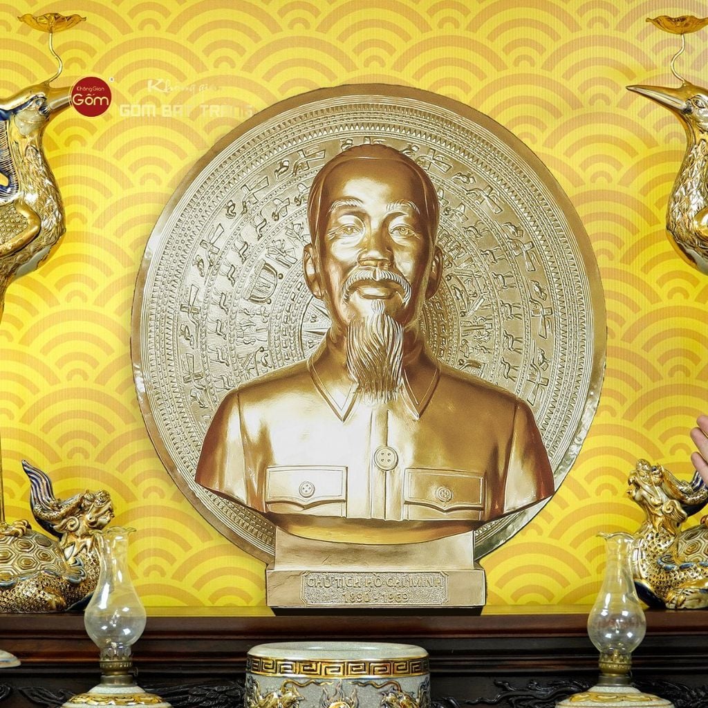 [Set Cao Cấp] Bộ Đồ Thờ Bác Hồ Men Rạn Vẽ Vàng (15 món)