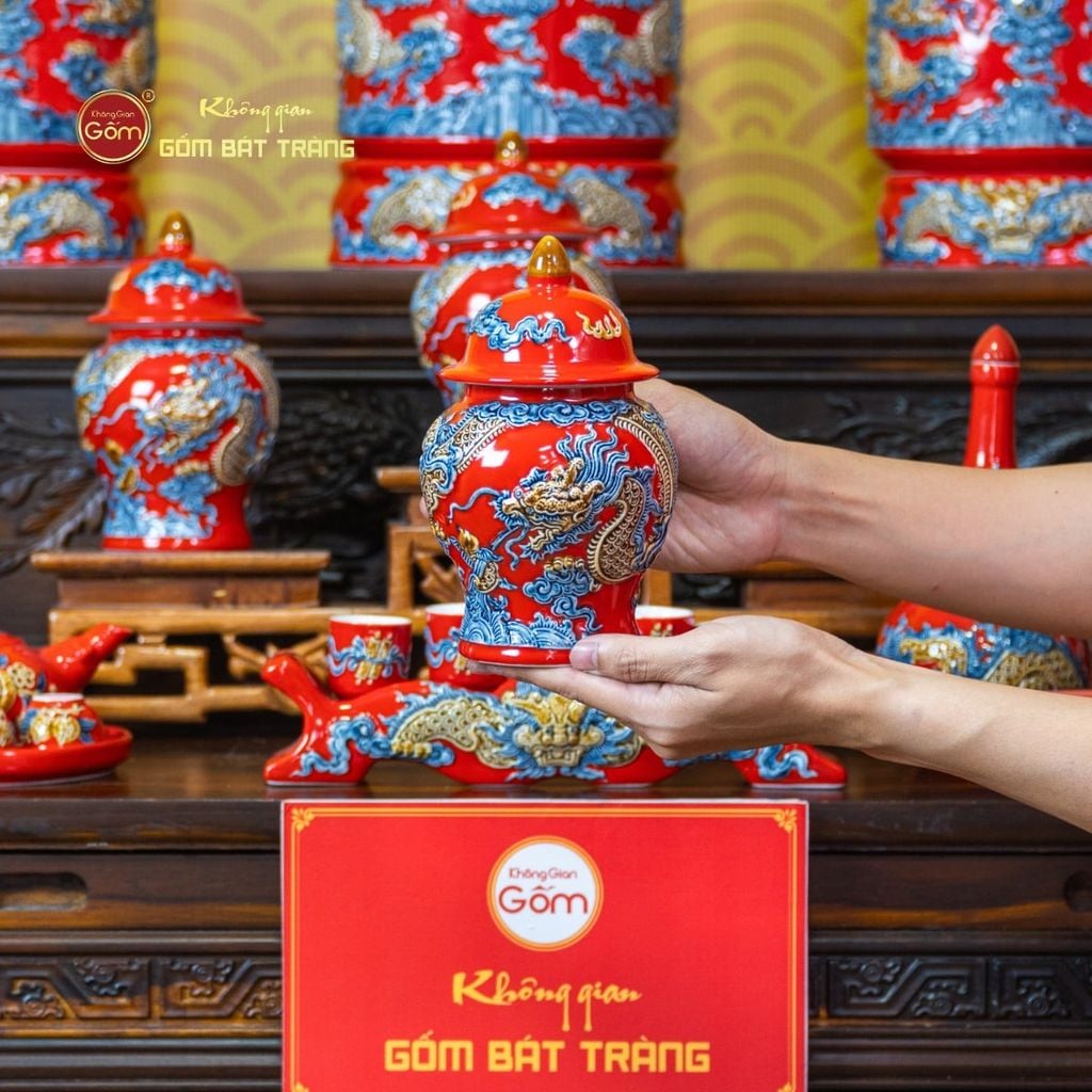 Chóe Thờ Men Đỏ Họa Tiết Cá Chép Hóa Rồng