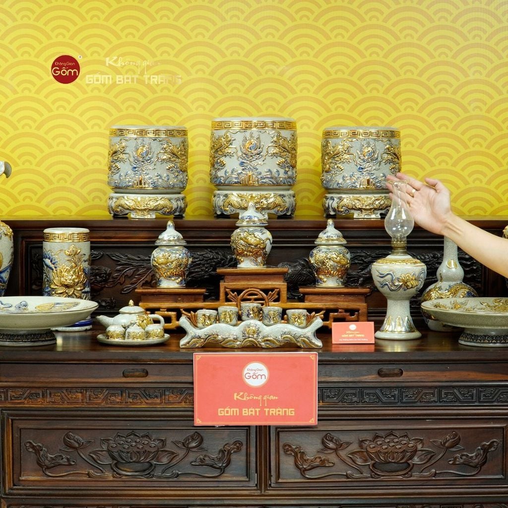 [Set Cơ Bản] Bộ Đồ Thờ Gia Tiên Men Rạn Vẽ Vàng (15 món)