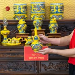 Nậm Rượu Men Vàng Họa Tiết Kim Long Chầu Nhật