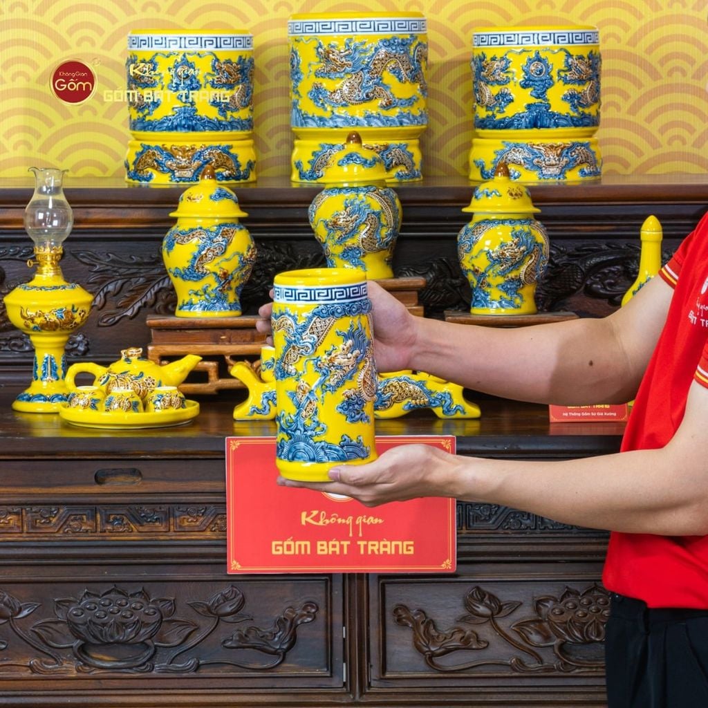 [Set Cơ Bản] Bộ Đồ Thờ Gia Tiên Men Vàng (15 món)