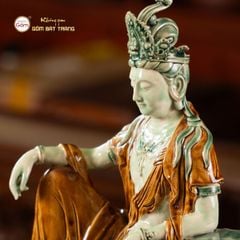 Tượng Quán Âm Tự Tại