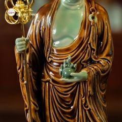 Tượng Địa Tạng Vương Bồ Tát Cầm Tích Trượng Minh Châu