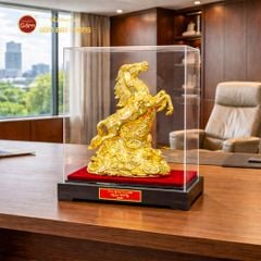 Tượng Linh Vật Ngựa Mạ Vàng