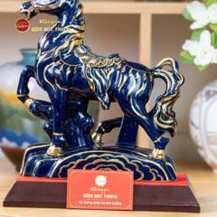 Tượng Ngựa Kim Mã Vân Mao Vẽ Vàng