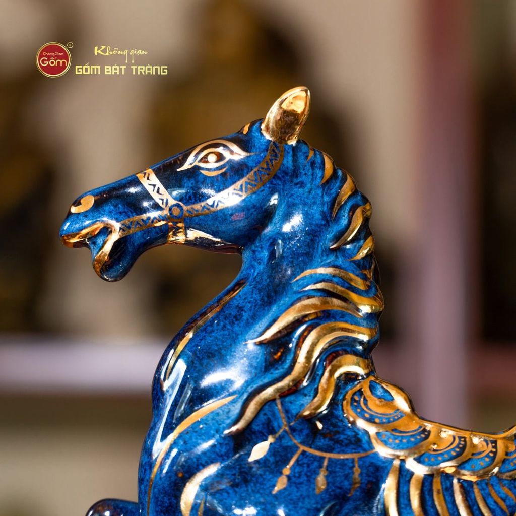 Tượng Ngựa Kim Mã Vân Mao Vẽ Vàng