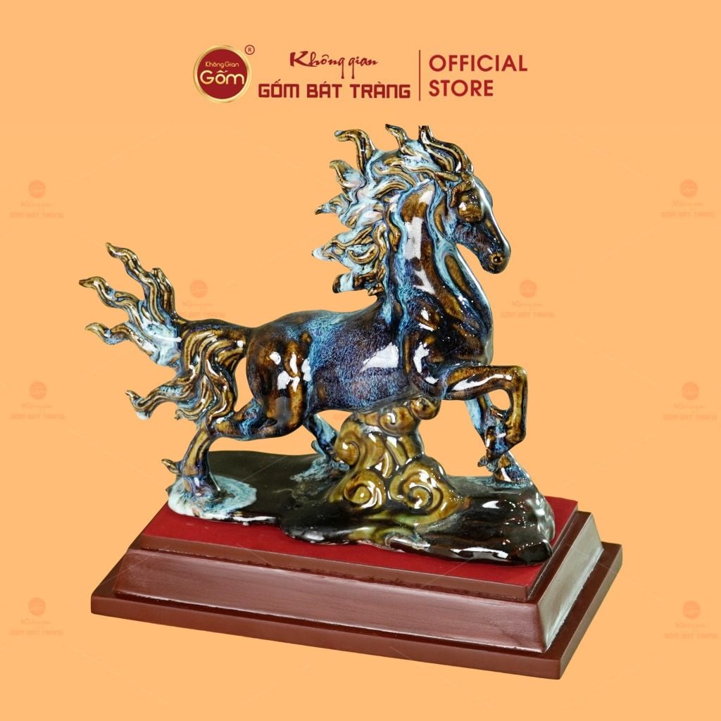 Tượng Ngựa Lam Vân Kỵ Hỏa Biến