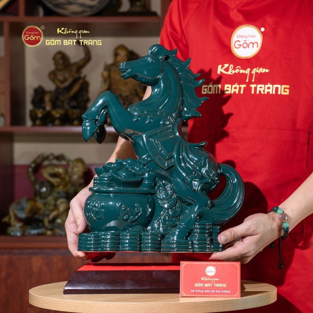 Tượng Ngựa Lục Mã Bình An