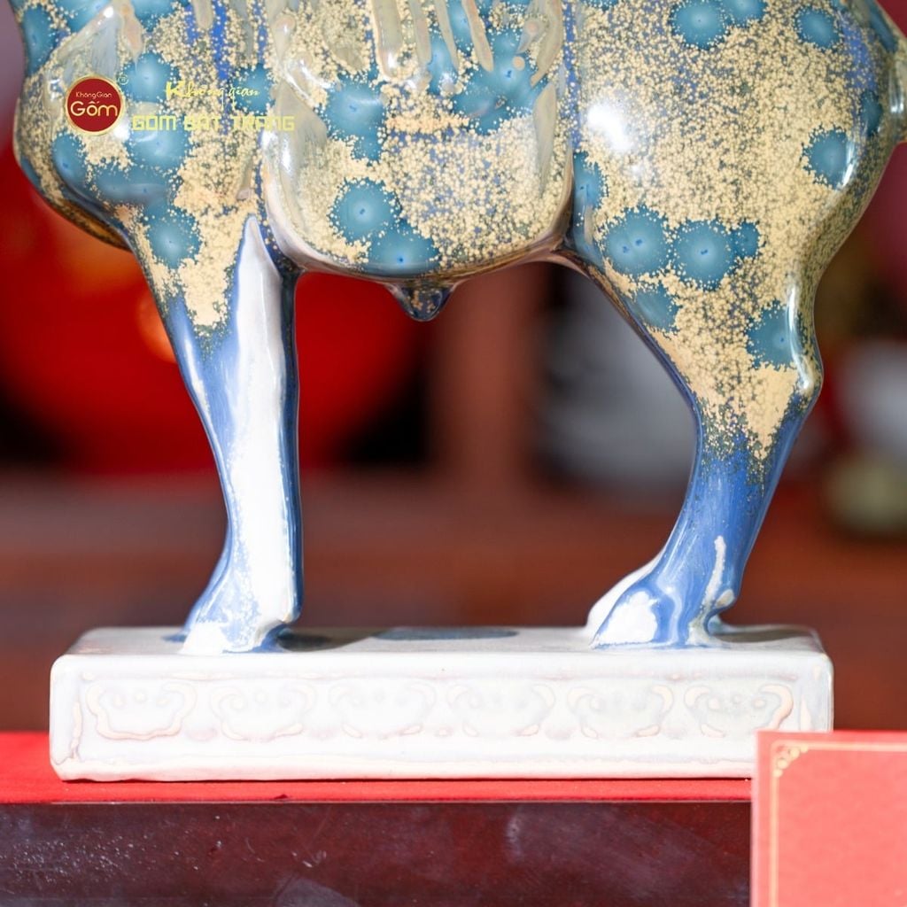 Tượng Ngựa Ngọc Vân Mã