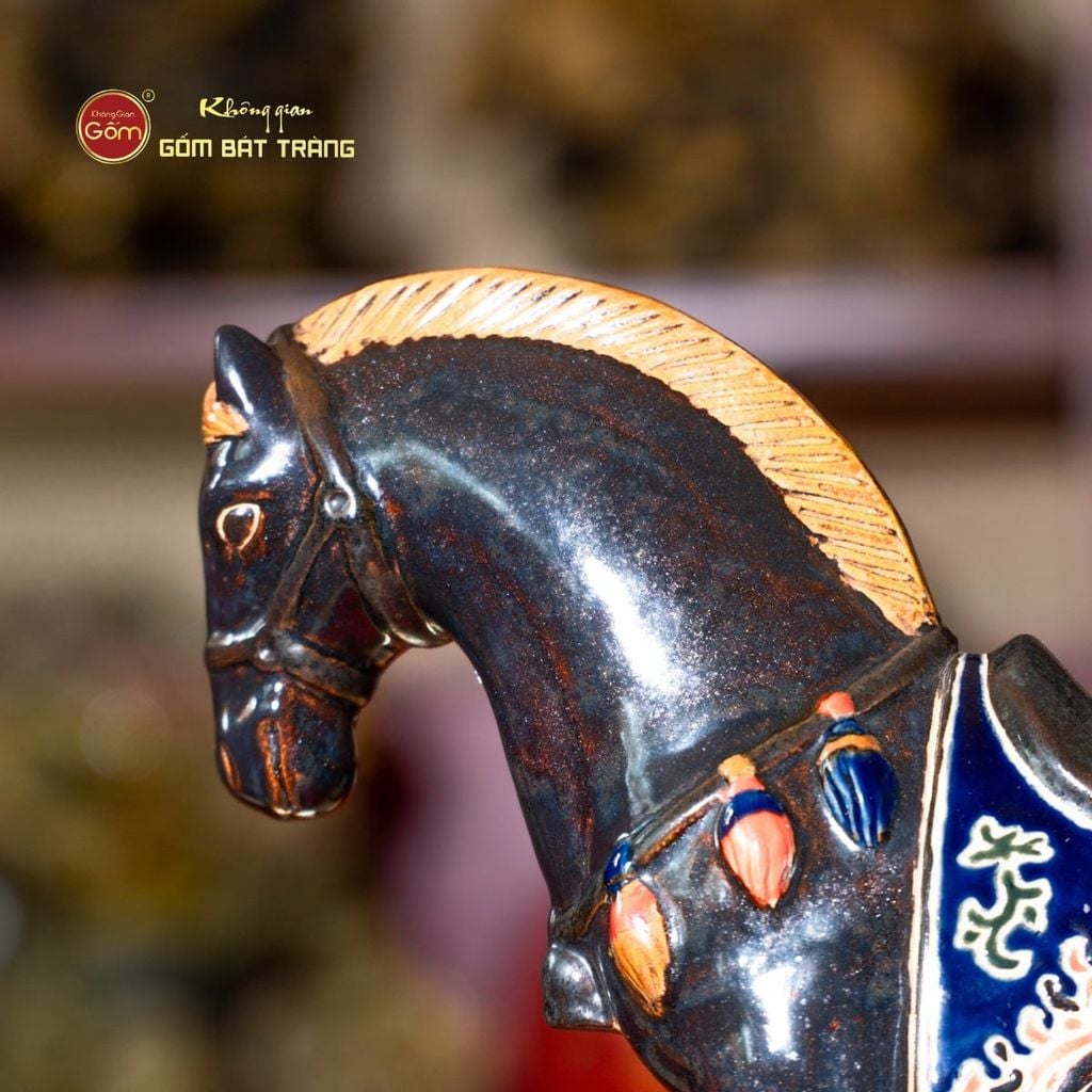 Tượng Ngựa Ô Phương Nam