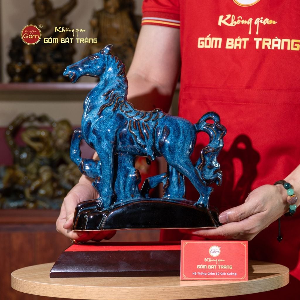 Tượng Ngựa Thanh Mã Vân Mao