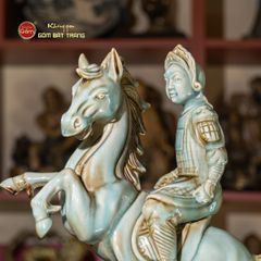 Tượng Phù Đổng Bích Thiên Vương