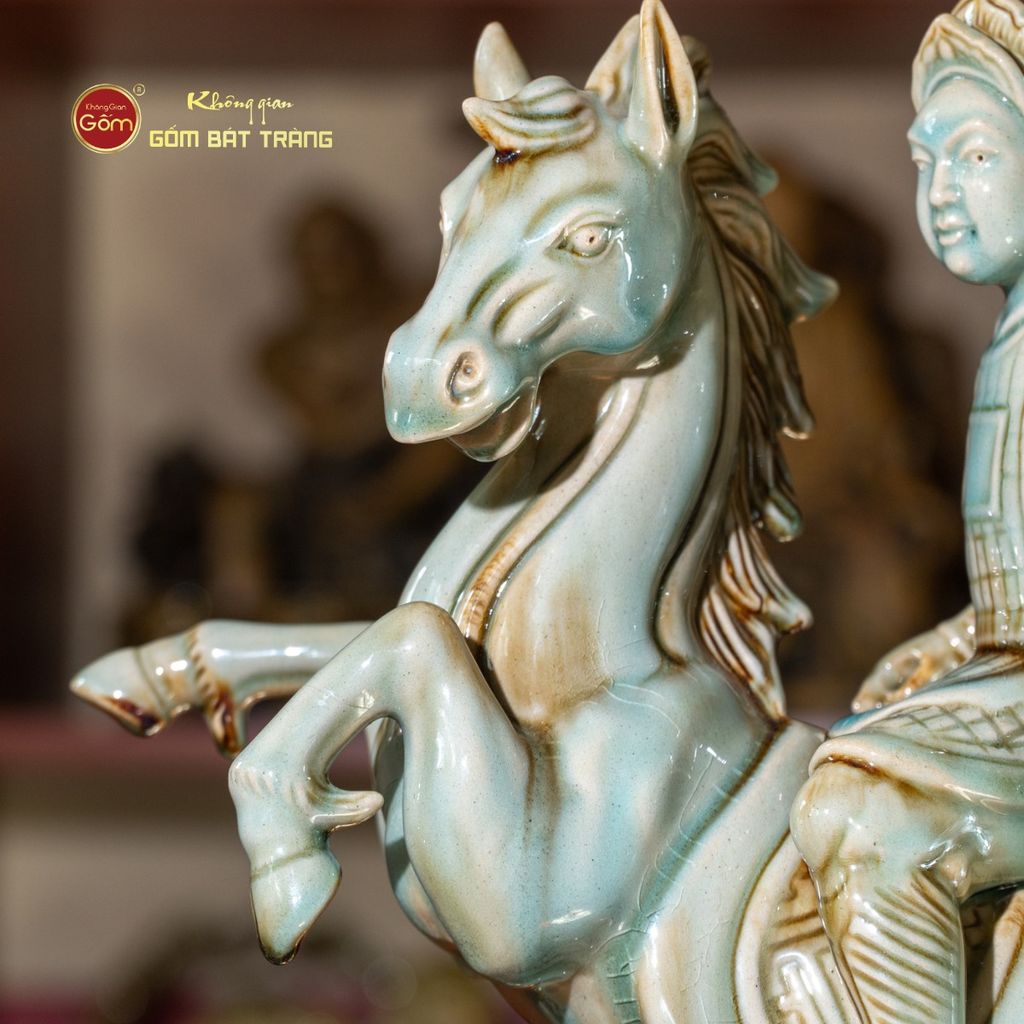 Tượng Phù Đổng Bích Thiên Vương