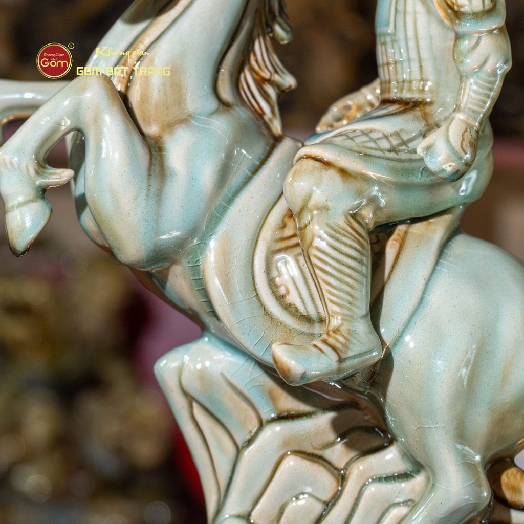 Tượng Phù Đổng Bích Thiên Vương