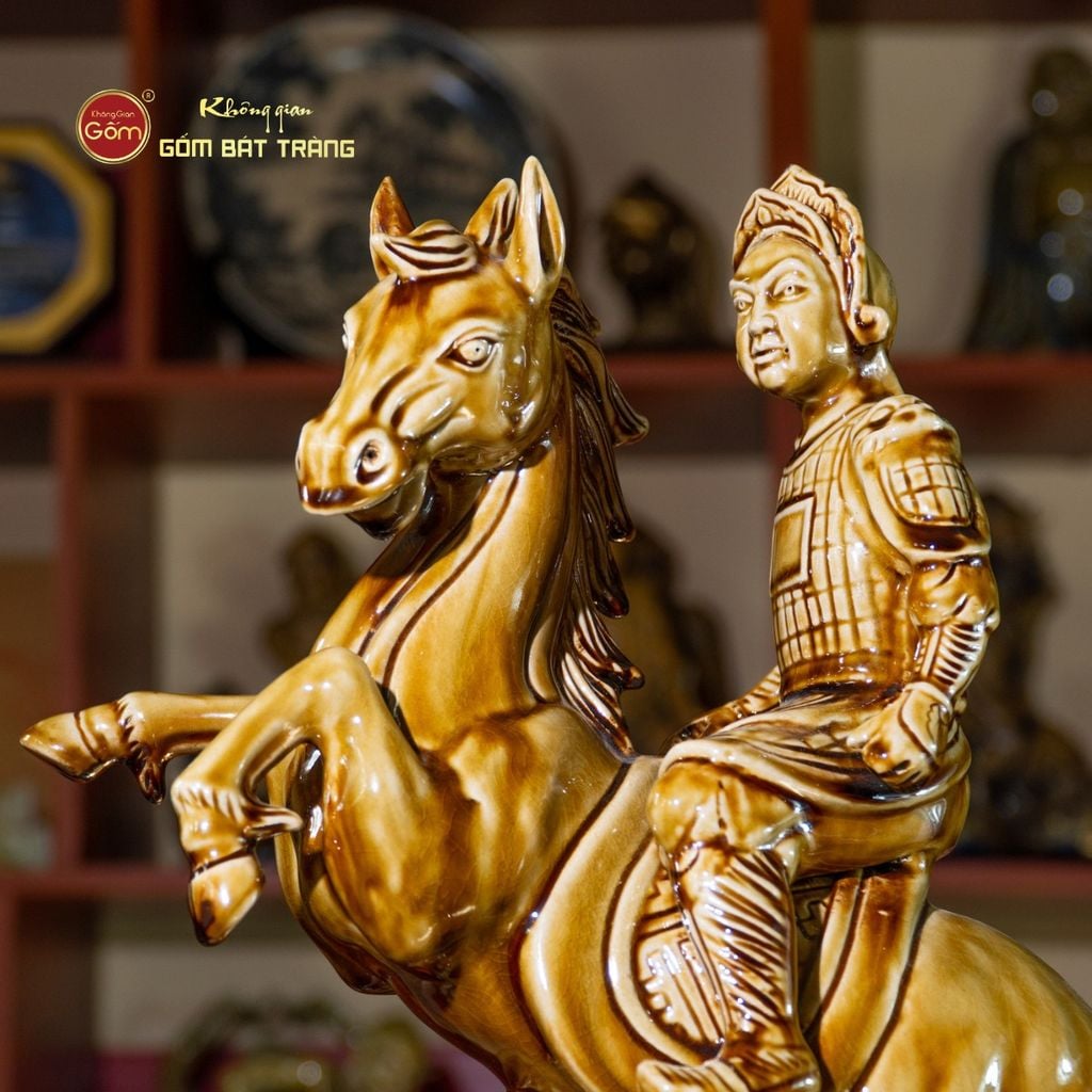 Tượng Phù Đổng Hoàng Thiên Vương