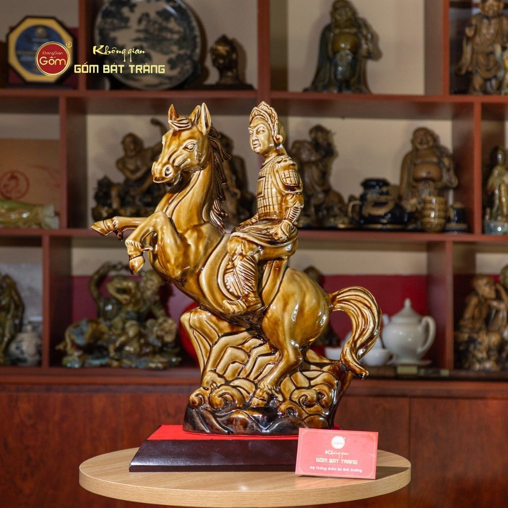 Tượng Phù Đổng Hoàng Thiên Vương