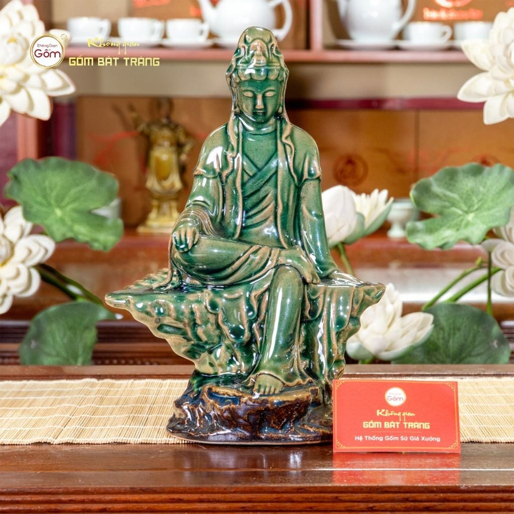 Tượng Quan Thế Âm Ngồi Tự Tại