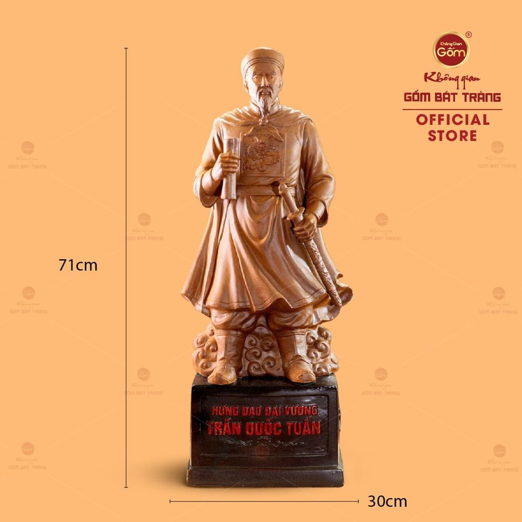 Tượng Hưng Đạo Đại Vương Trần Quốc Tuấn