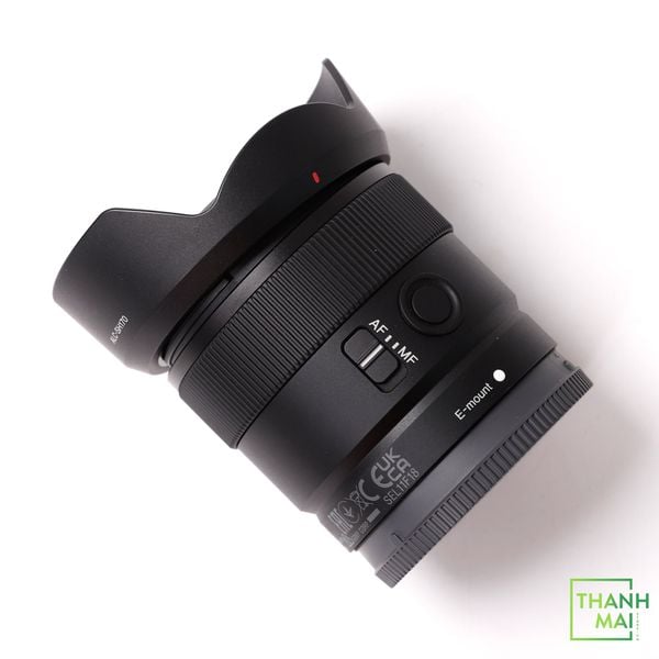 Ống Kính Sony E 11mm F/1.8