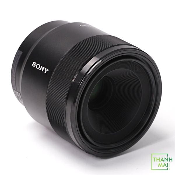 Ống kính Sony FE 50mm F/2.8 Macro