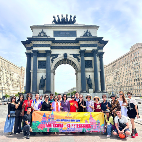 NGA: SAINT PETERSBURG - MOSCOW