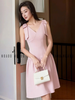  Đầm hồng cổ V dây nơ vai 