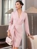  Đầm hồng cổ vest tà xếp 