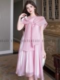 Đầm yếm hồng tay choàng 