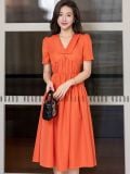  Đầm cam cổ V 