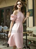 Đầm hồng cổ yếm tay phồng 