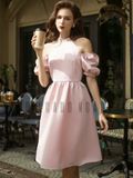  Đầm hồng cổ yếm tay phồng 