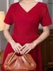  Đầm đỏ tay ngắn cổ vest 