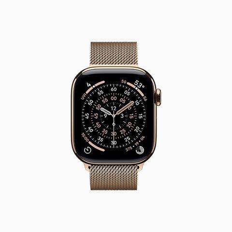 Apple Watch Series 11 Titanium 46mm GPS+Cellular Milanese Loop
