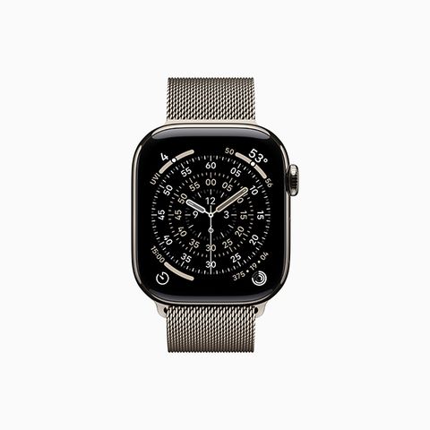 Apple Watch Series 11 Titanium 46mm GPS+Cellular Milanese Loop