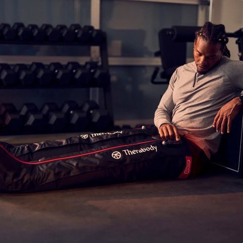 Thiết bị massage bắp chân nén khí Therabody JetBoots Pro Plus